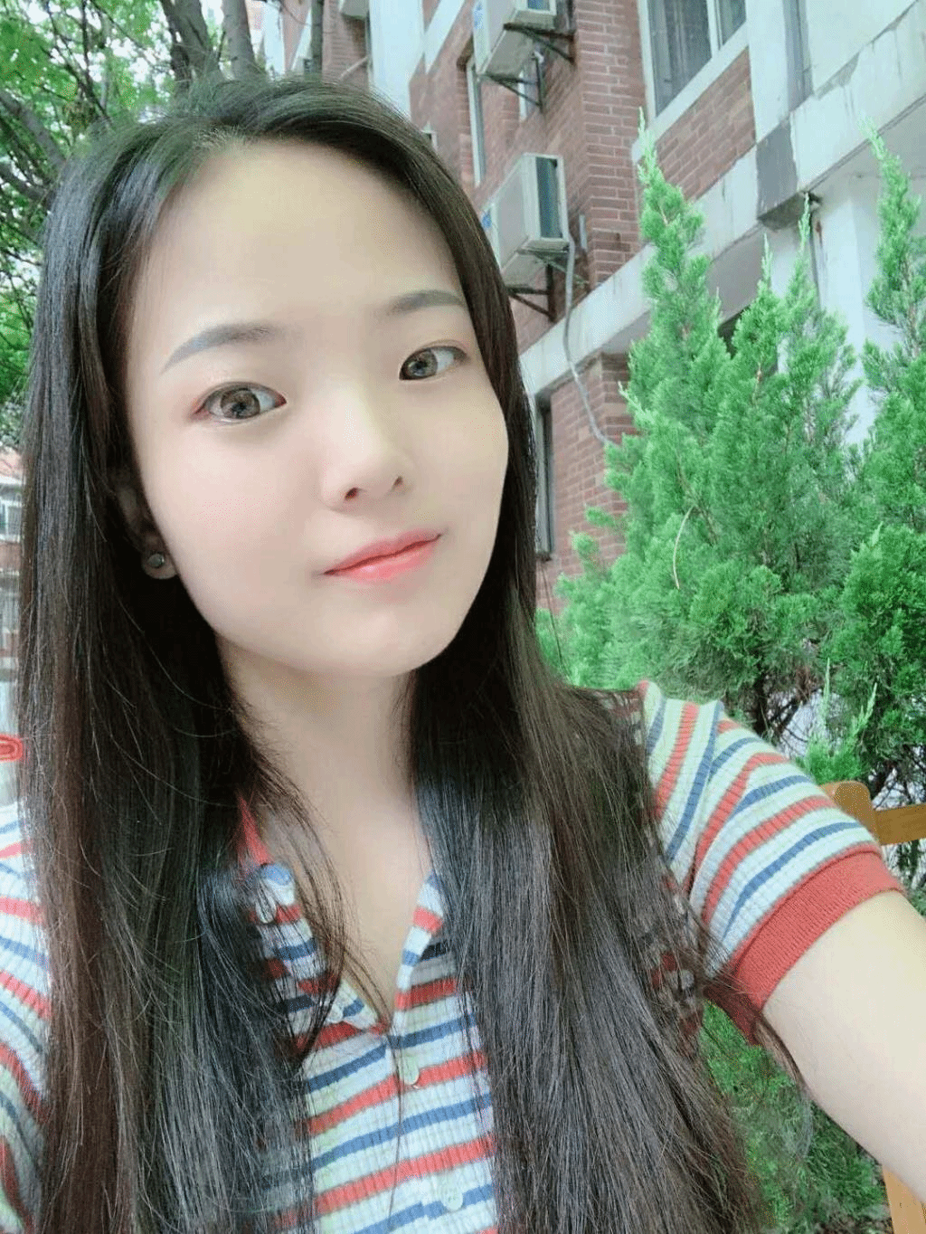 37F82